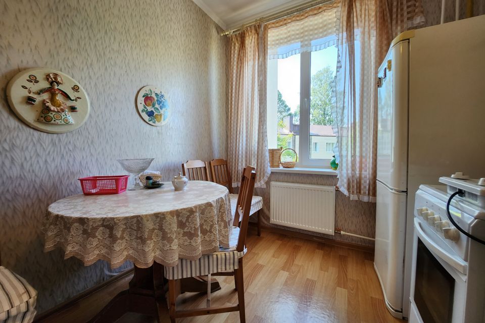 Продаётся 2-комнатная квартира, 42.2 м²