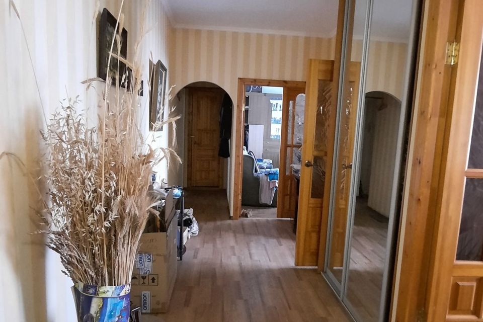 Продаётся 3-комнатная квартира, 72.8 м²
