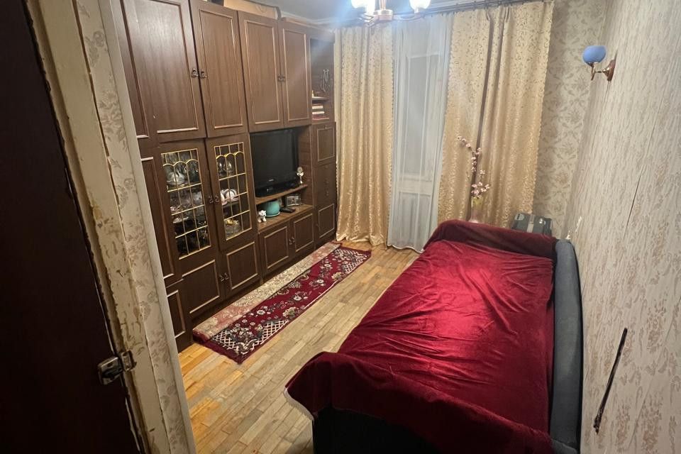 Продаётся 3-комнатная квартира, 57.6 м²