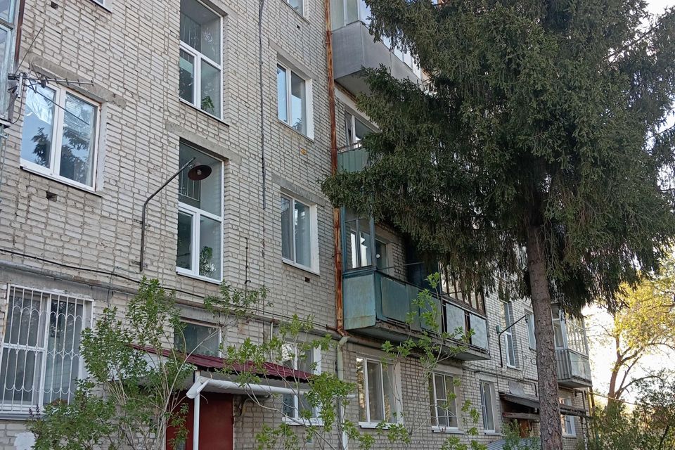 Продаётся 3-комнатная квартира, 50.9 м²