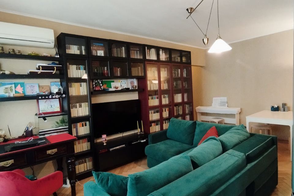 Продаётся 3-комнатная квартира, 55 м²