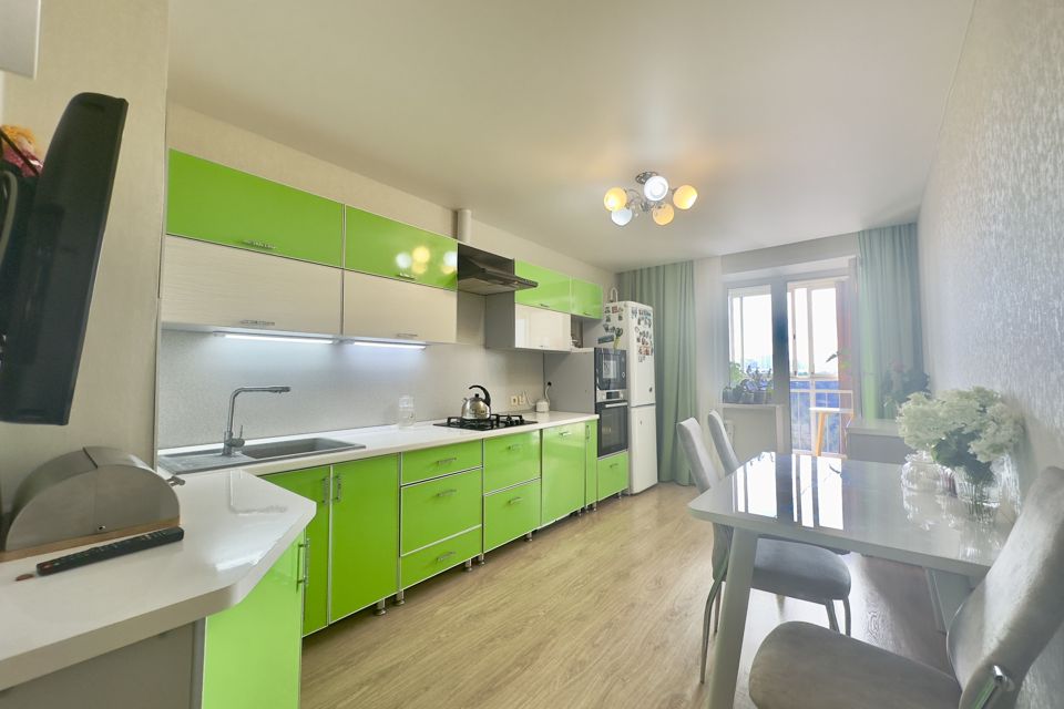 Продаётся 2-комнатная квартира, 70.1 м²