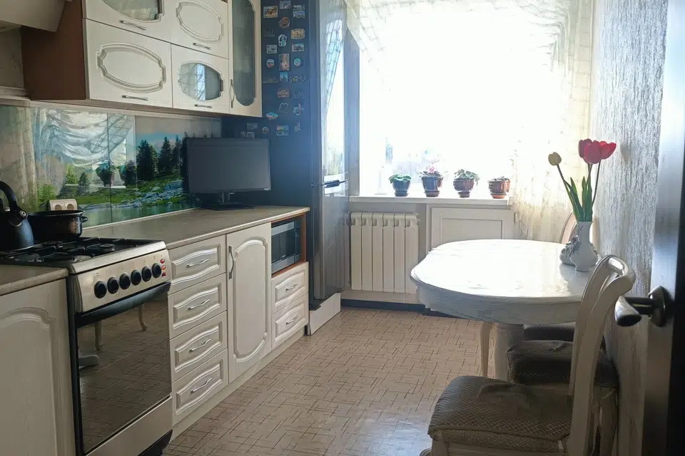 Продаётся 3-комнатная квартира, 60.2 м²