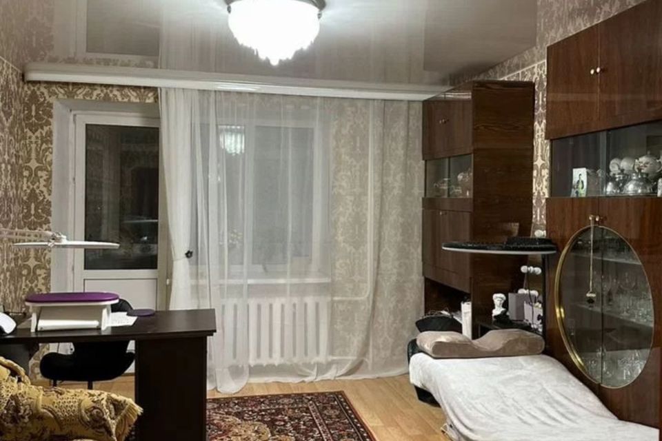 Продаётся 3-комнатная квартира, 57.8 м²