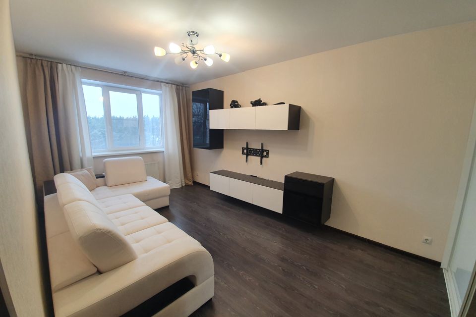 Продаётся 2-комнатная квартира, 57.3 м²