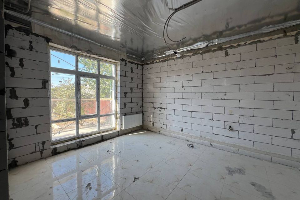 Продаётся 2-этажный дом, 190 м²