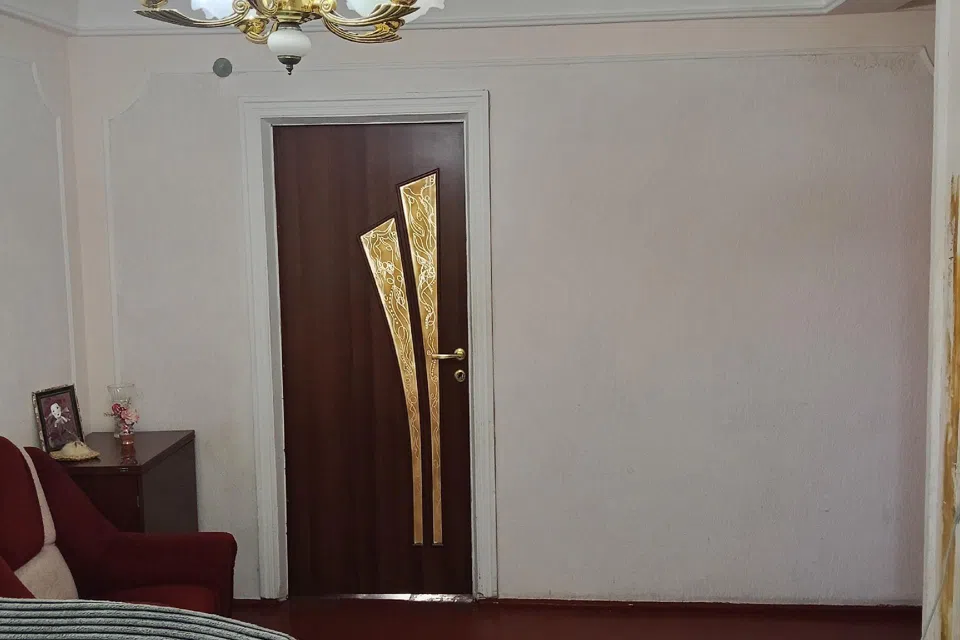 Продаётся 4-комнатная квартира, 67.1 м²