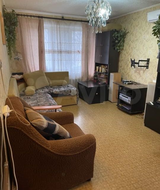 Продаётся 3-комнатная квартира, 57.4 м²