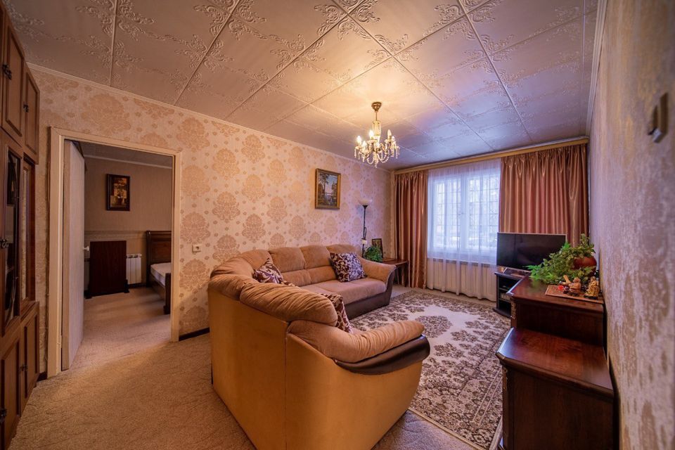 Продаётся 3-комнатная квартира, 67.9 м²