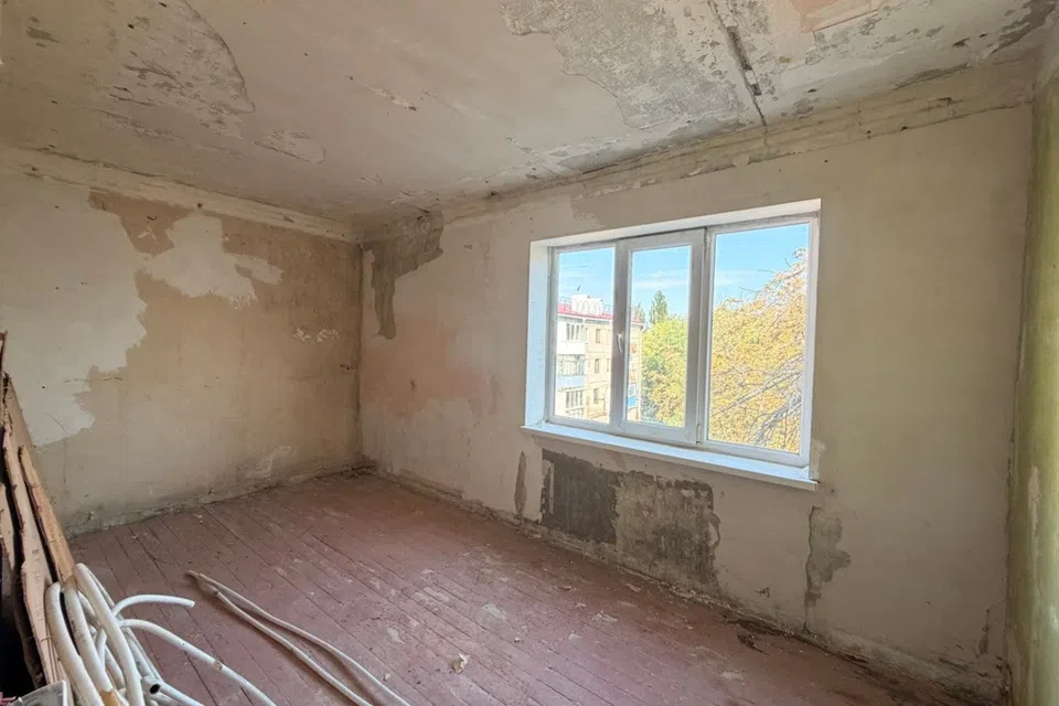 Продаётся 3-комнатная квартира, 47.8 м²