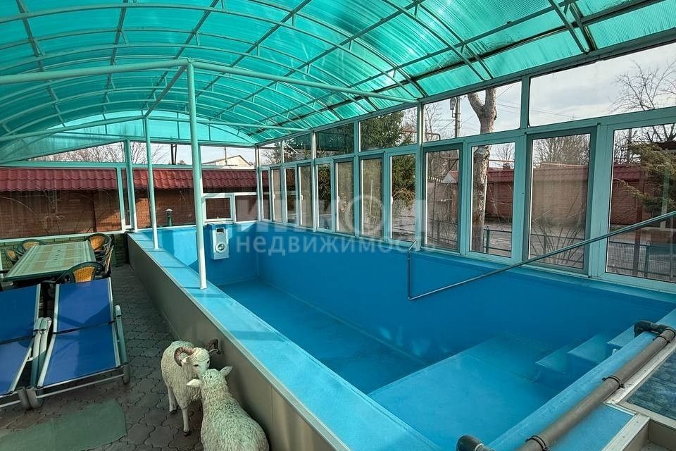 Продаётся 2-этажный дом, 300 м²