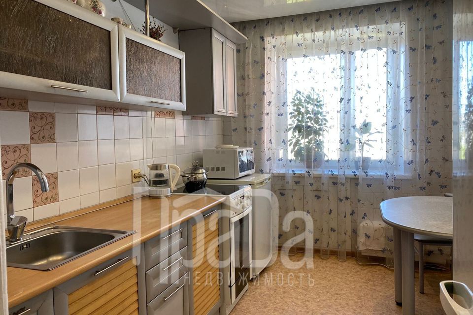 Продаётся 3-комнатная квартира, 60.4 м²