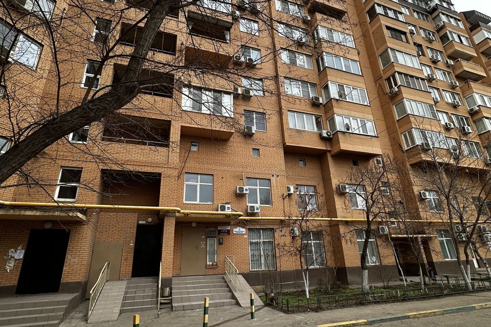 Продаётся 2-комнатная квартира, 72 м²