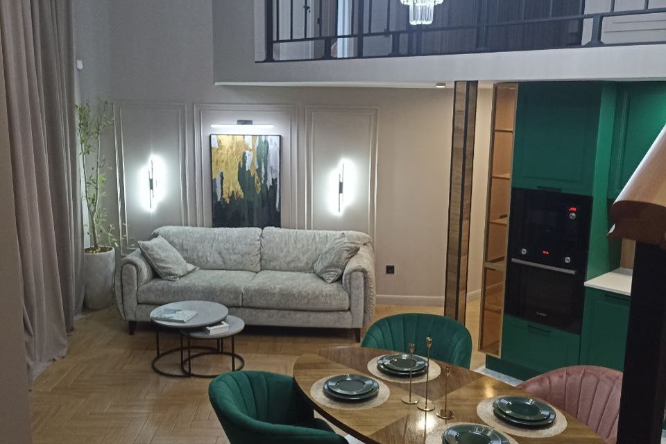 Продаётся 3-комнатная квартира, 114 м²