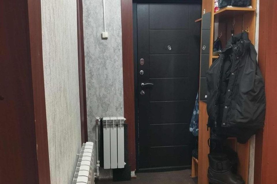 Продаётся 3-комнатная квартира, 50.7 м²