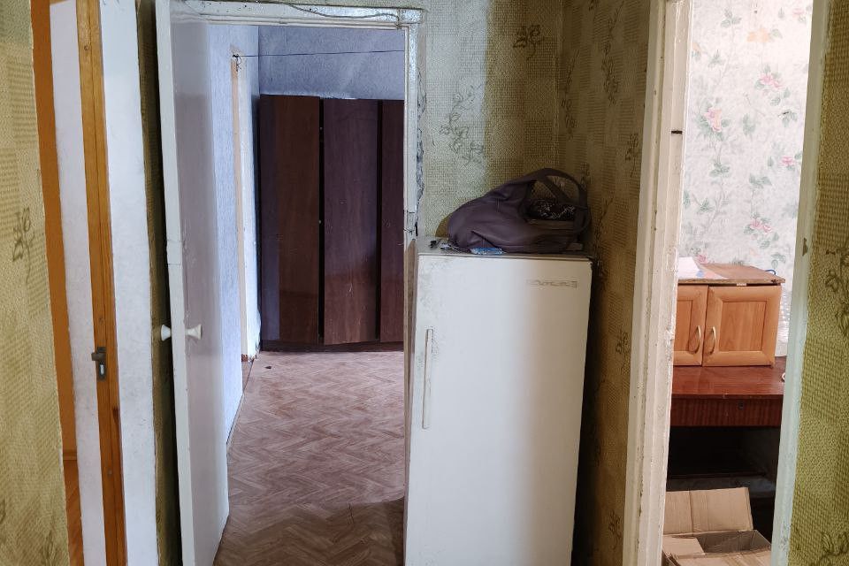 Продаётся 4-комнатная квартира, 66.4 м²