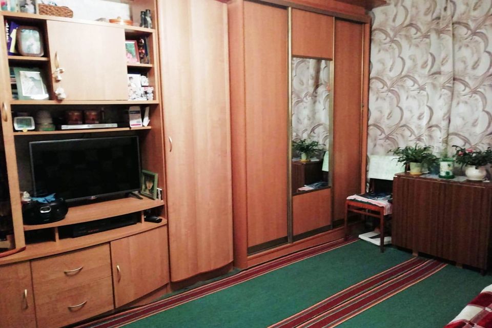 Продаётся 1-комнатная квартира, 40.6 м²