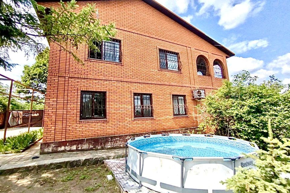 Продаётся 2-этажный дом, 120 м²