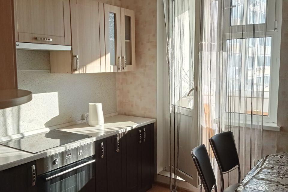 Продаётся 1-комнатная квартира, 42 м²