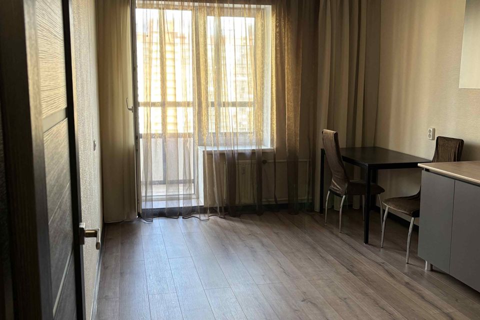 Продаётся 1-комнатная квартира, 41.3 м²