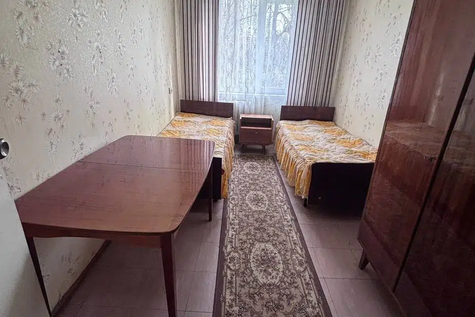 Продаётся 3-комнатная квартира, 56 м²