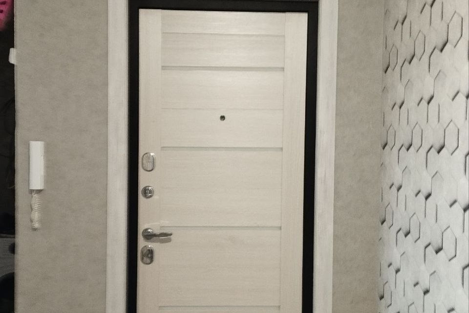 Продаётся 3-комнатная квартира, 65.2 м²