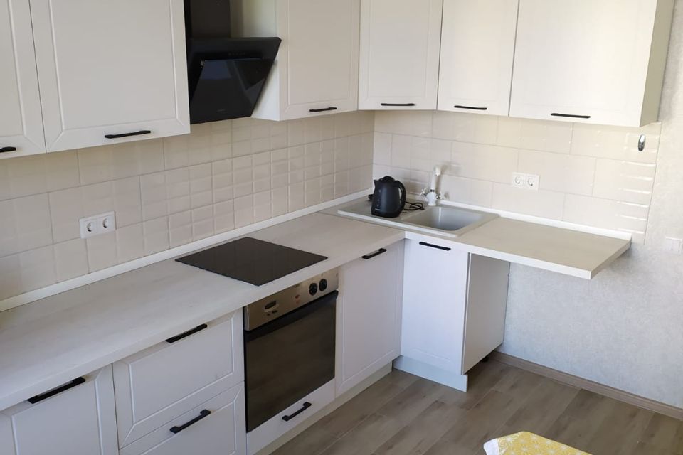 Сдаётся 2-комнатная квартира, 58 м²
