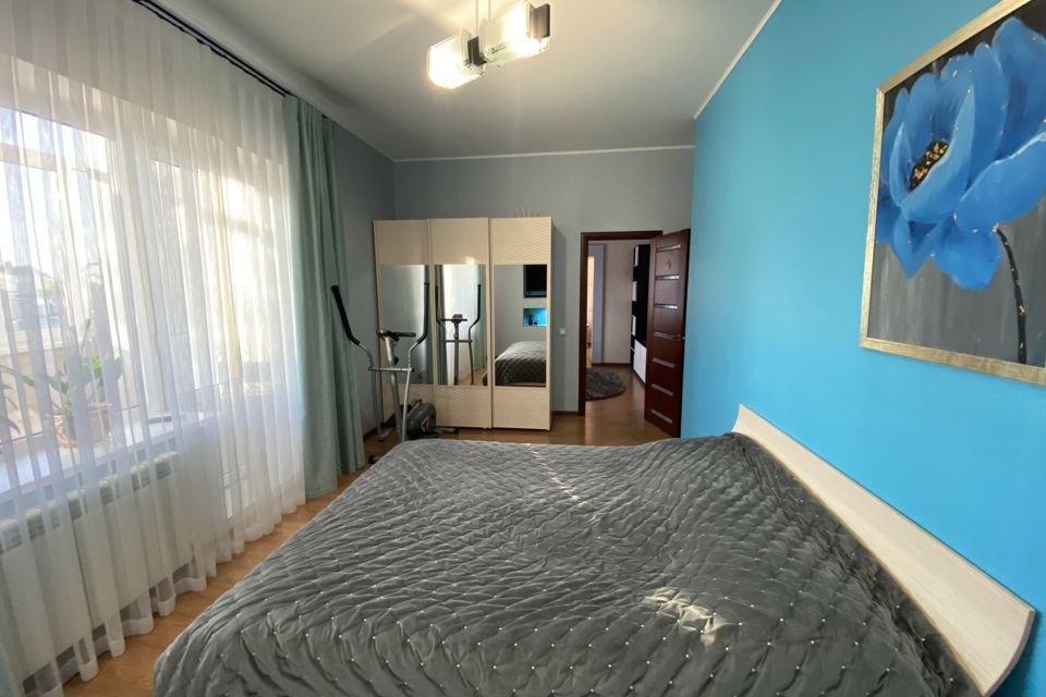 Продаётся 2-комнатная квартира, 72.3 м²