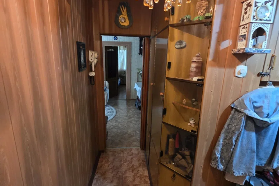 Продаётся 4-комнатная квартира, 65 м²