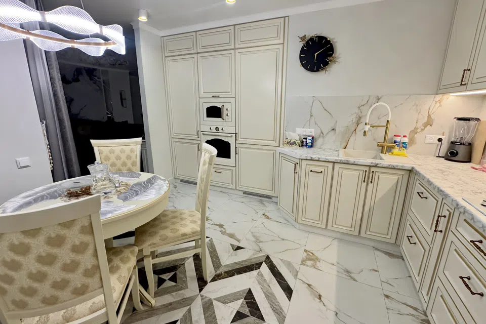 Продаётся 3-комнатная квартира, 81 м²