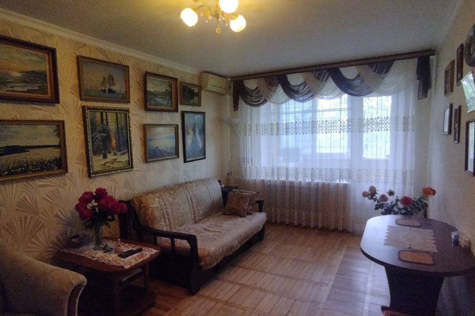 Продаётся 2-комнатная квартира, 42 м²