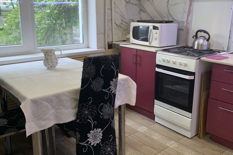 Продаётся 3-комнатная квартира, 61.1 м²