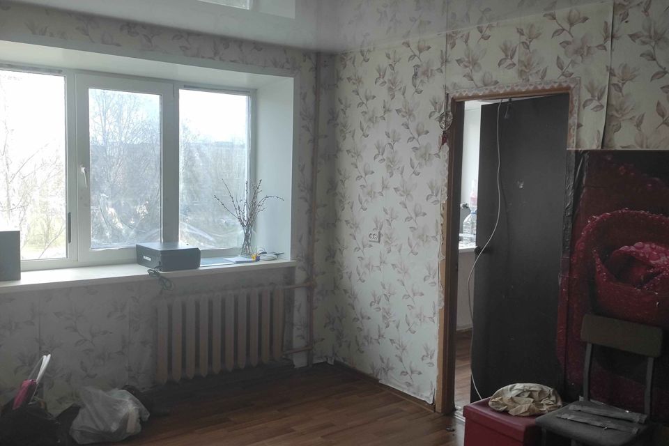 Продаётся 4-комнатная квартира, 64 м²