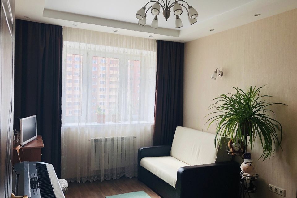 Продаётся 2-комнатная квартира, 61.7 м²