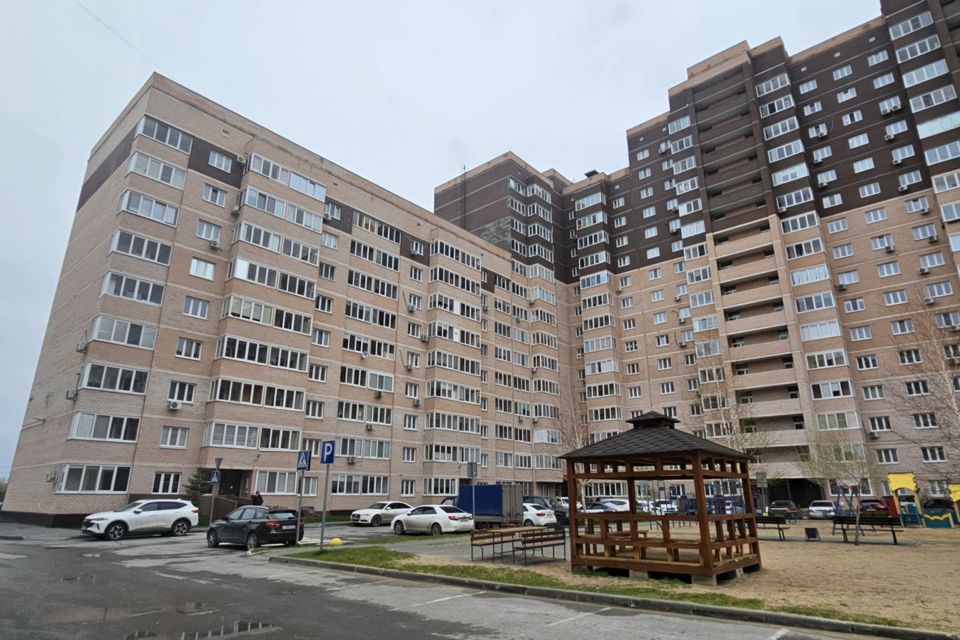Продаётся 1-комнатная квартира, 44.3 м²
