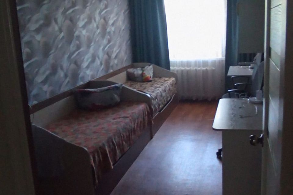 Продаётся 3-комнатная квартира, 56.3 м²