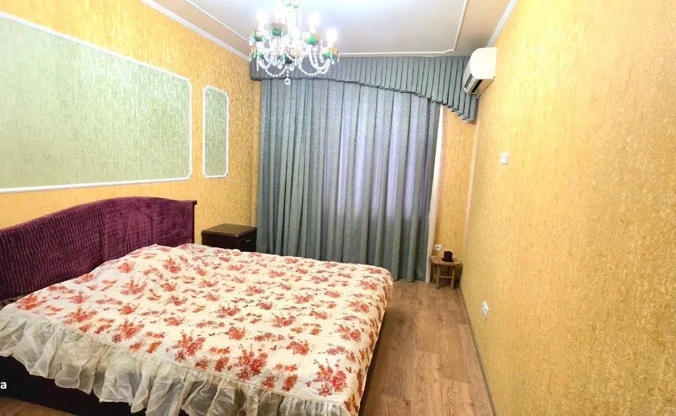 Сдаётся 2-комнатная квартира, 56 м²