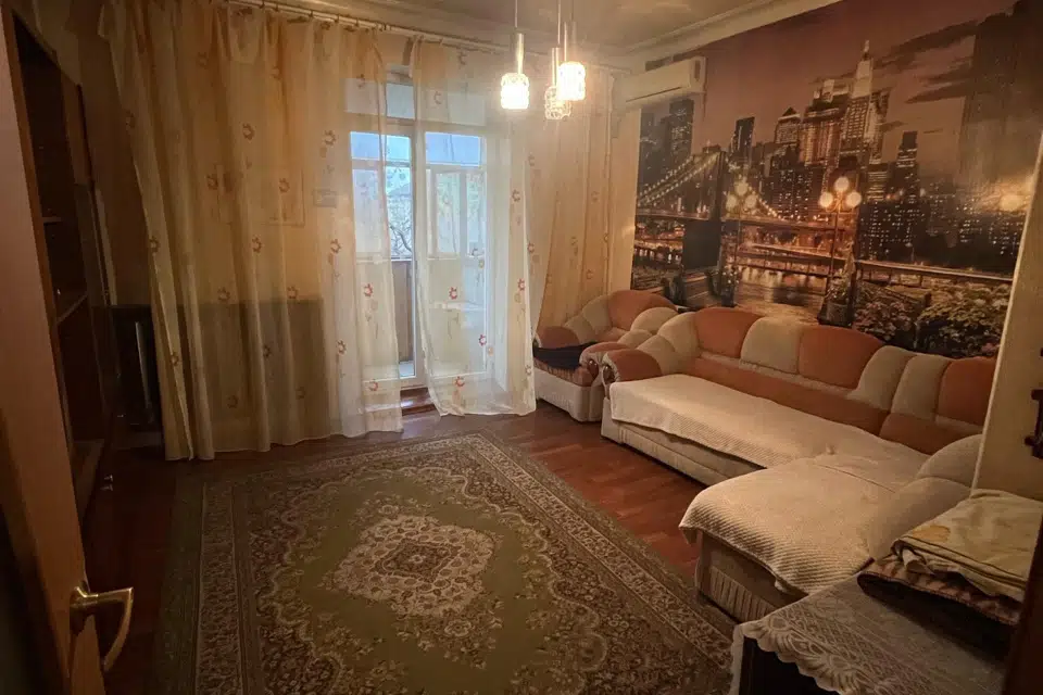 Продаётся 2-комнатная квартира, 49.4 м²