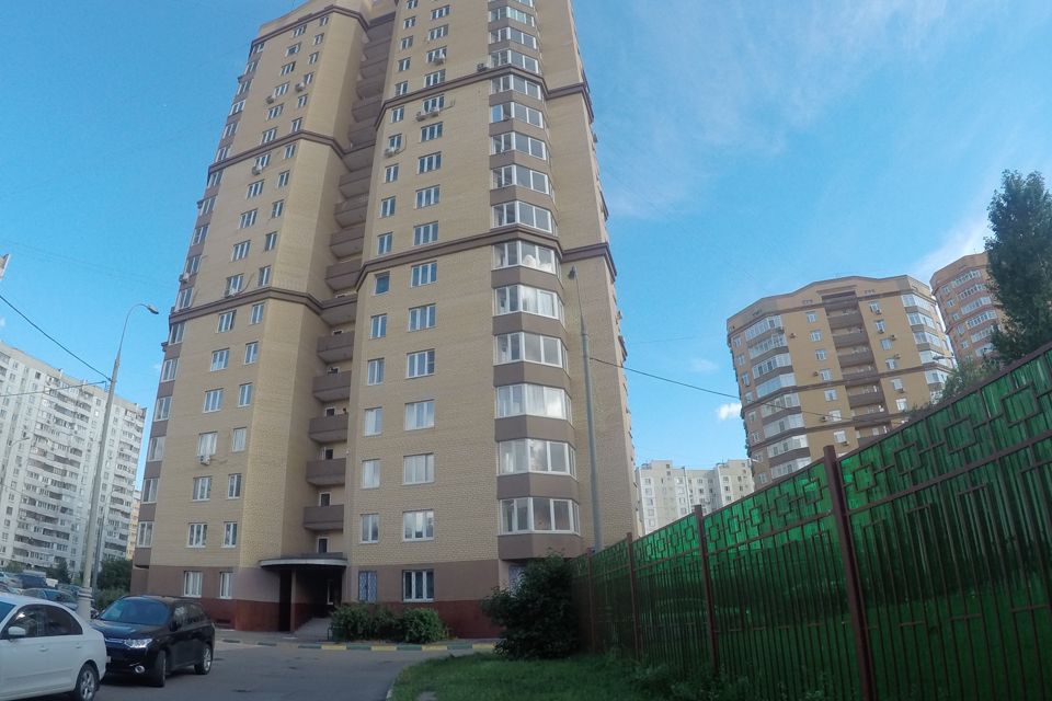 Продаётся 1-комнатная квартира, 37.9 м²