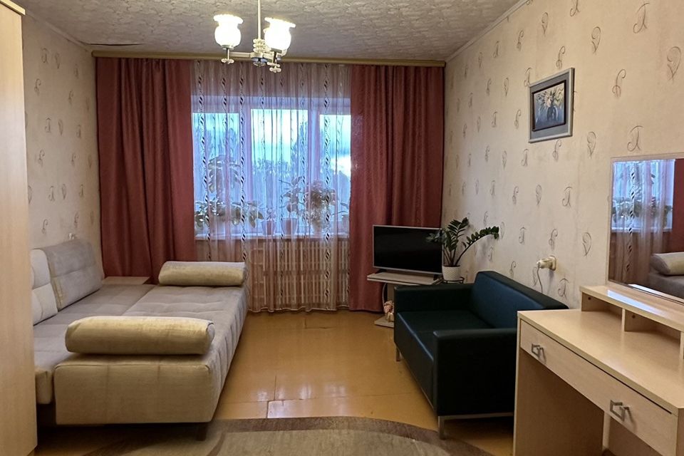 Продаётся 3-комнатная квартира, 63.7 м²