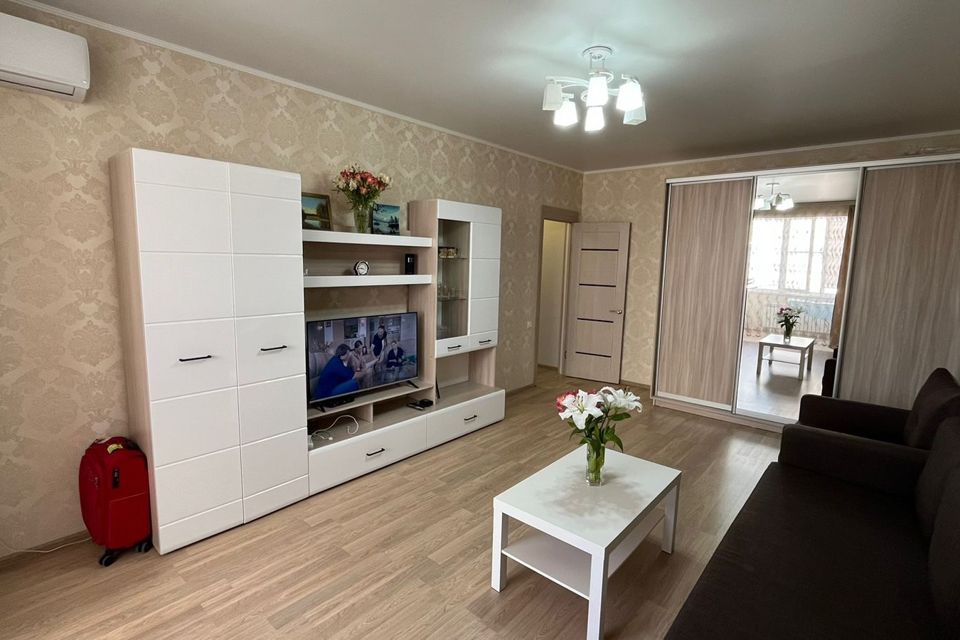 Продаётся 1-комнатная квартира, 45.3 м²