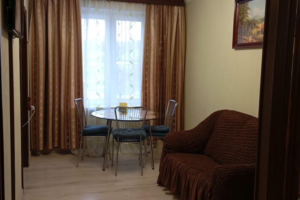 Продаётся 3-комнатная квартира, 59.8 м²