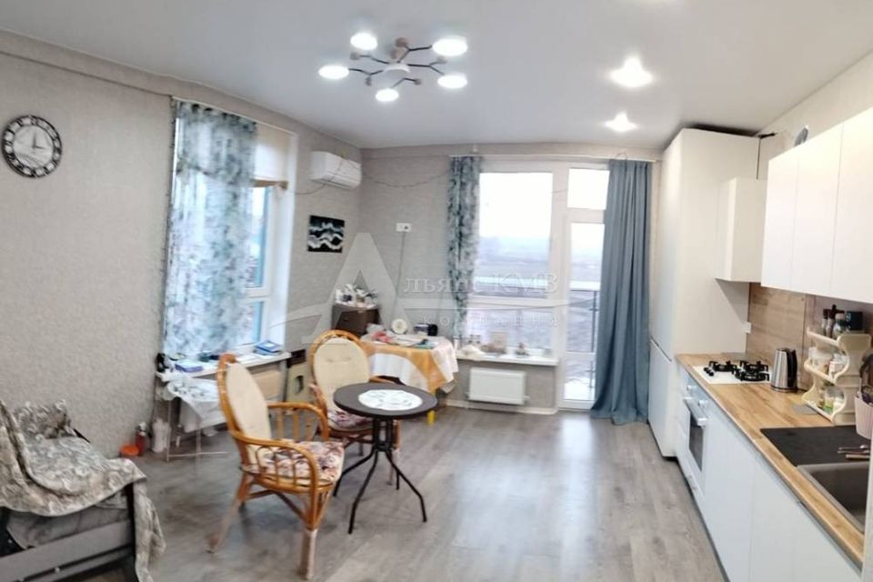 Продаётся 2-комнатная квартира, 61.9 м²