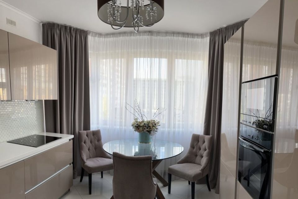 Продаётся 3-комнатная квартира, 73.7 м²