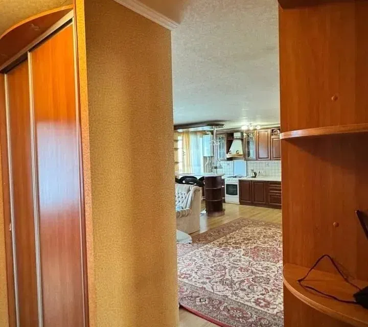 Продаётся 3-комнатная квартира, 73 м²