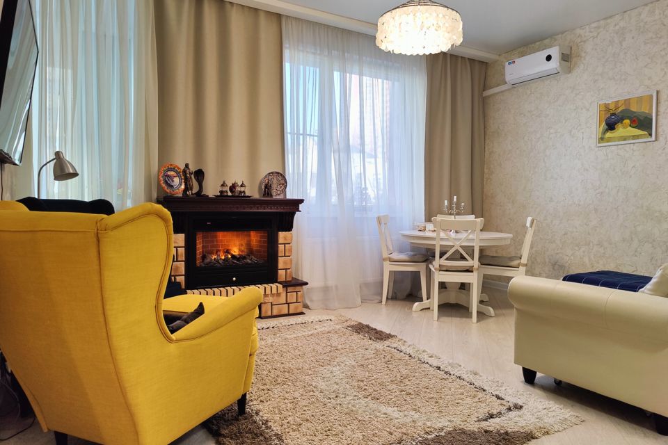 Продаётся 4-комнатная квартира, 107 м²