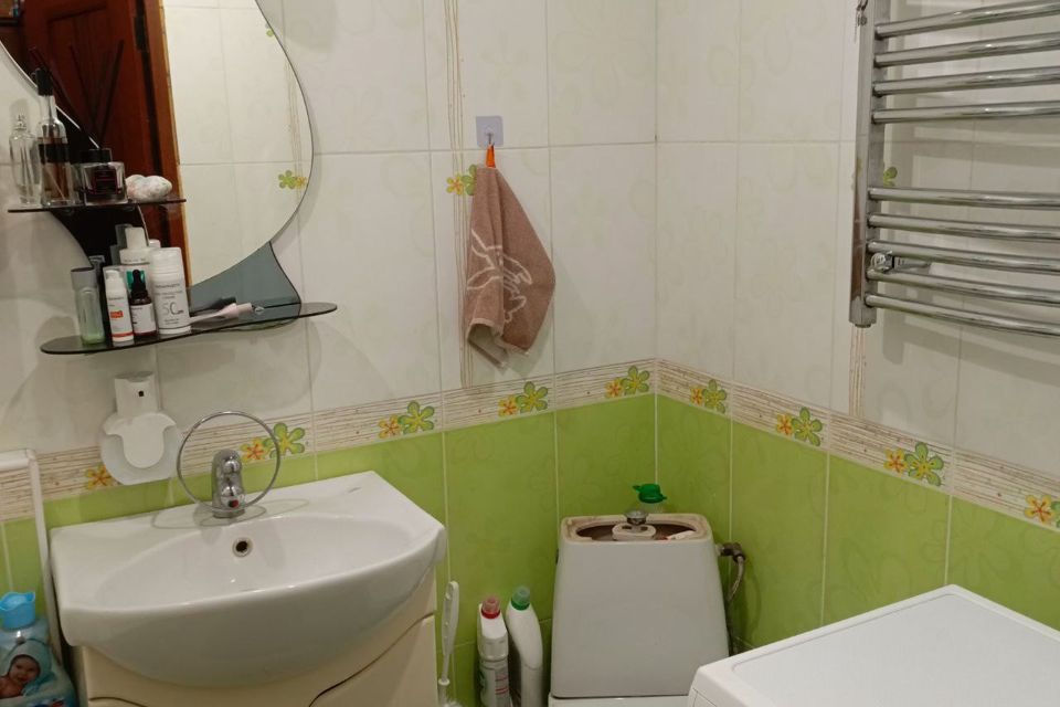 Продаётся 3-комнатная квартира, 54.5 м²