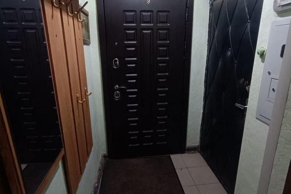 Продаётся комната в 3-комн. квартире, 10.7 м²