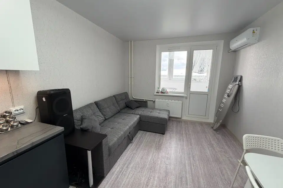 Продаётся 1-комнатная квартира, 43.1 м²