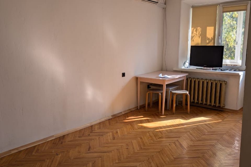 Продаётся 2-комнатная квартира, 42.9 м²